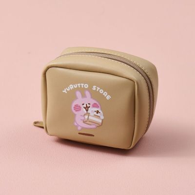 ゆるっとストアに肩掛けポシェットのピスケとうさぎのぬいぐるみ